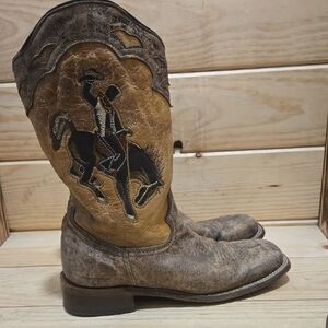 Corral Textured Sole Cowboy Boots